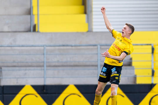 Elfsborgs Alexander Bernhadsson jublar