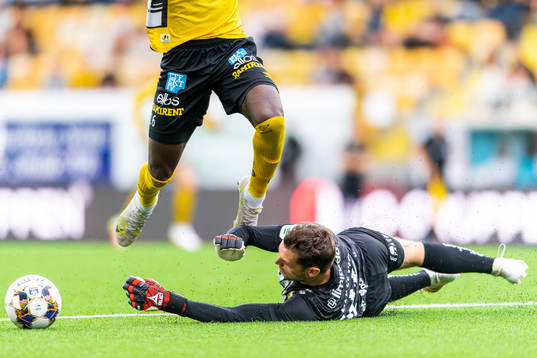 Hammarbys målvakt Davor Blazevic