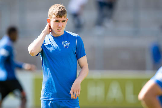 IFK Norrköpings Isak Bergmann Johannesson före