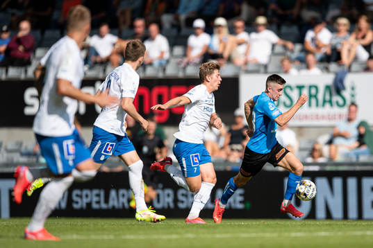 IFK Norrköpings Alexander Fransson och Halmstads Emil Tot