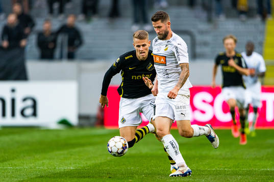 s Bojan Radulovic och Häckens Joona Toivio