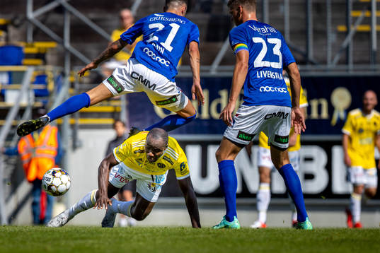 Falkenbergs Nsima Peter