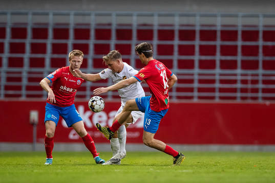 Helsingborgs Andreas Landgren och Wilhelm Loeper mot