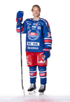 Oskarshamns Philip Samuelsson Retush ärr på haka