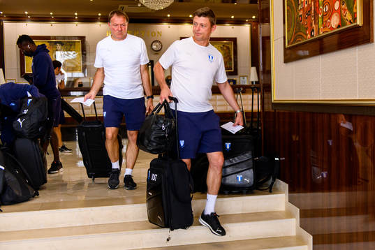 Remy Reijnierse, assistant coach and Jon Dahl Tomasson,