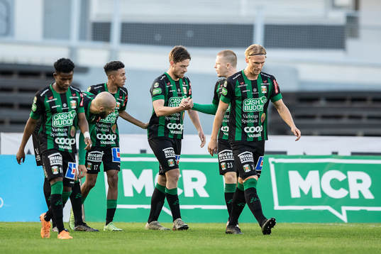Varbergs Robin Tranberg jublar