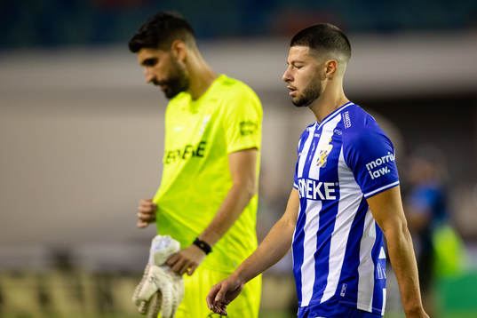 IFK Göteborgs målvakt Giannis Anestis och Kevin Yakob