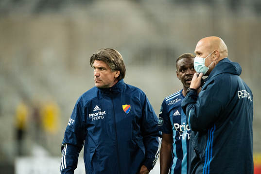 Djurgårdens sportchef Bosse Andersson och Joel Asoro