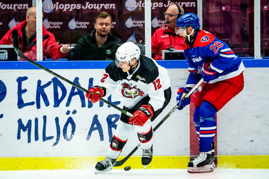 Malmö Redhawks Leon Matthiasson mot Oskarshamns Hynek