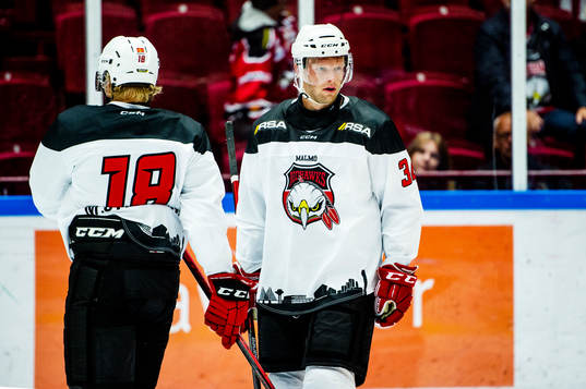 Malmö Redhawks Marcus Sylvegård och Carl Söderberg