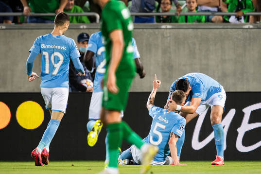 Sören Rieks of Malmö FF celebrates
