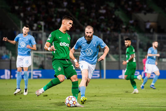 Pieros Sotiriou of Ludogorets and Jo Inge Berget of Malmö