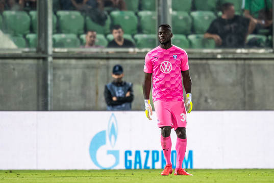 Goalkeeper Ismael Diawara of Malmö FF