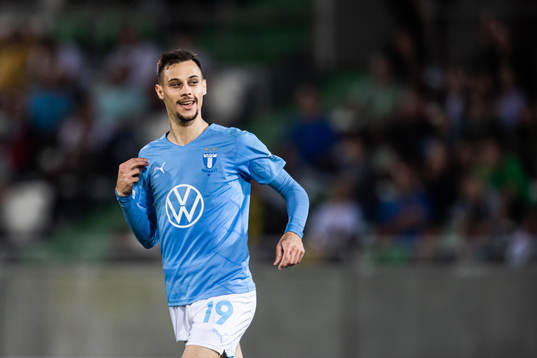 Veljko Birmancevic of Malmö FF celebrates