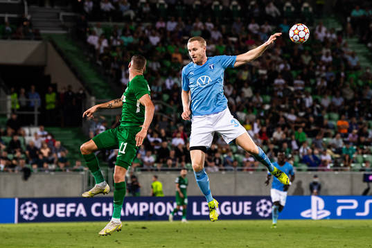 Kiril Despodov of Ludogorets and Franz Brorsson of Malmö FF