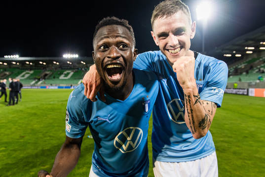 Bonke Innocent and Sören Rieks of Malmö FF celebrate