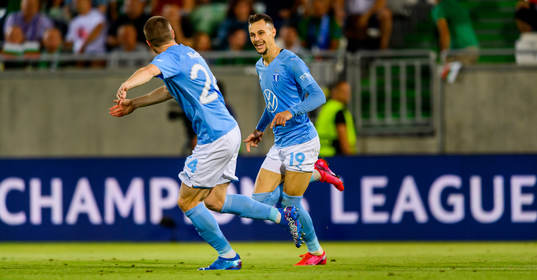 Veljko Birmancevic celebrate with Lasse Nielsen