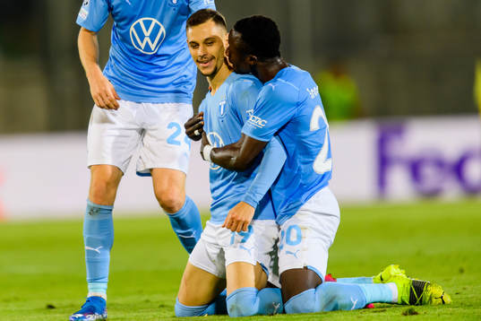 Veljko Birmancevic celebrate with Bonke Innocent