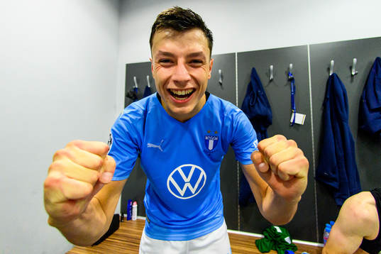 Anel Ahmedhodzic of Malmö FF celebrate in the locker room