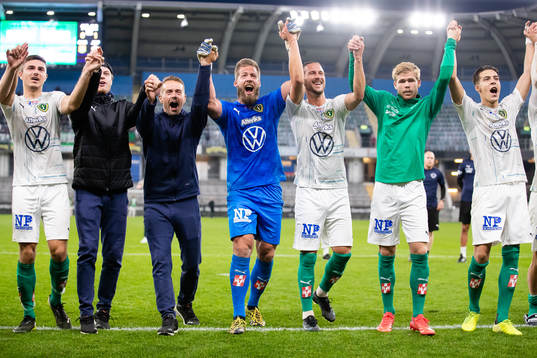 Jönköpings spelare jublar