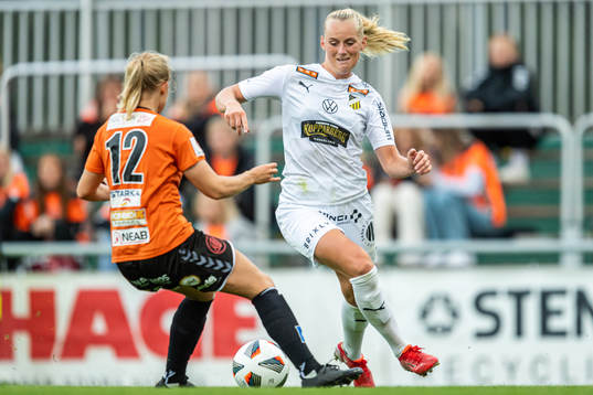 Häckens Stina Blackstenius