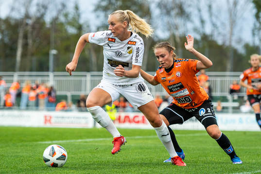 Häckens Stina Blackstenius och Kristianstads Sif