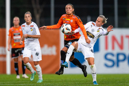 Kristianstads Alice Nilsson mot Häckens Filippa Curmark