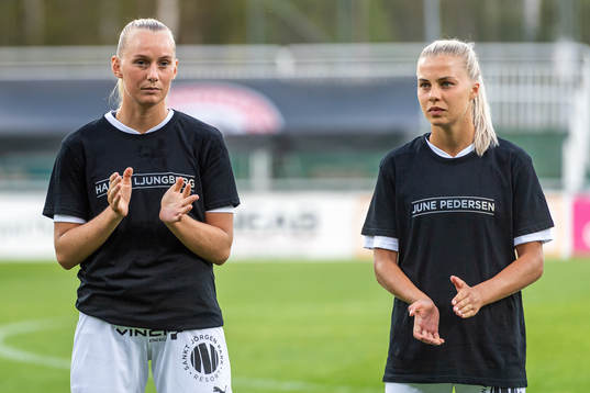 Häckens Stina Blackstenius och Lotta Ökvist