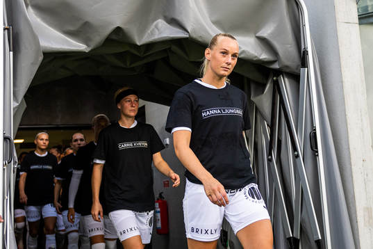 Häckens Stina Blackstenius gör entré till