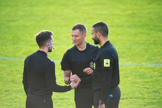 Domartrion i matchen i div. 2 Södra Götaland mellan iFK