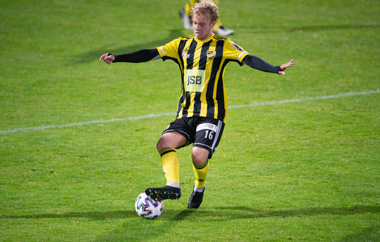 IFK Hässleholms Victor Holmberg i matchen i div. 2 Södra