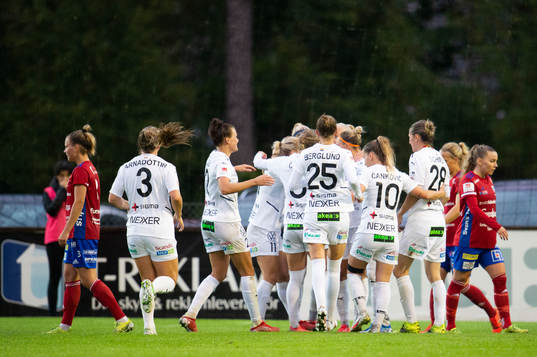 Rosengårds Sanne Troelsgaard jublar