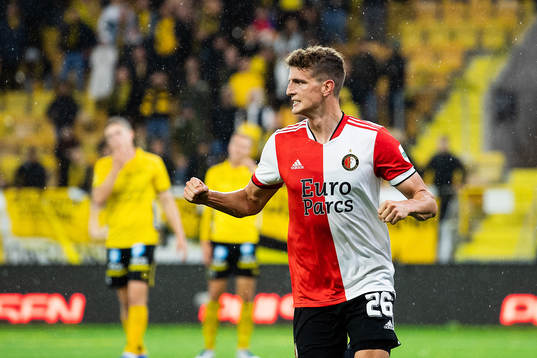 Guus Til of Feyenoord celebrates scoring 2-1