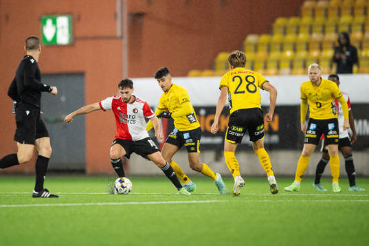Orkun Kokcu of Feyenoord and Ahmed Qasem of Elfsborg