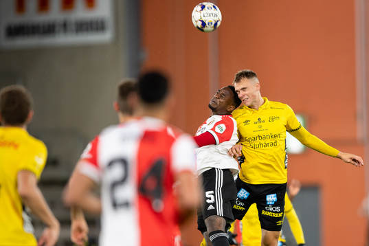 Ridgeciano Haps of Feyenoord and Leo Väisänen of Elfsborg