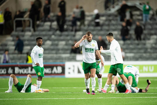 Players of Hammarby looks dejected