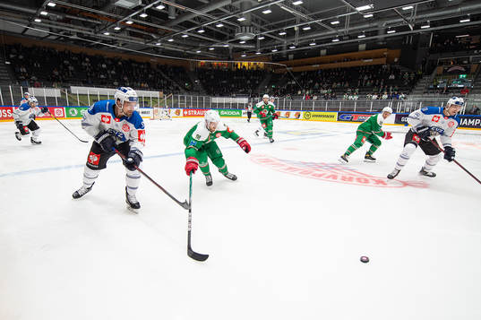 Bläddra bland fler bilder av Ice Hockey, CHL, Rögle - Zug