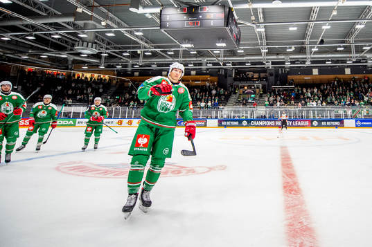 Adam Tambellini of Rögle celebrate