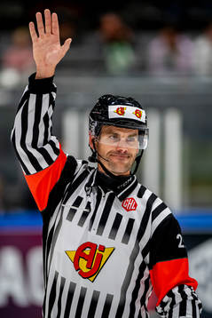 Referee Johan Magnusson