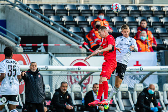 Benjamin Bourigeaud of Rennes and Erlend Dahl Reitan of