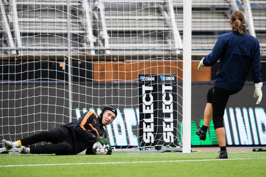 AFC Eskilstunas målvakt Noel Törnqvist och AFC