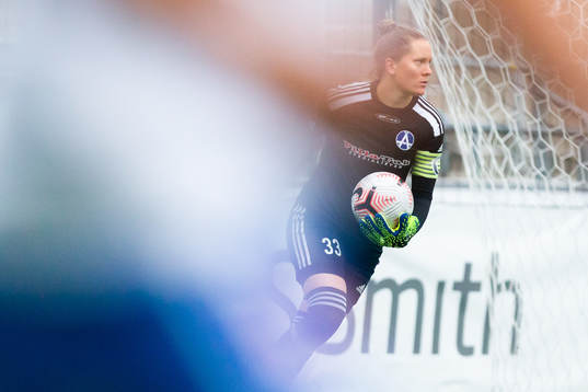 Älvsjös målvakt Caroline Forsgren