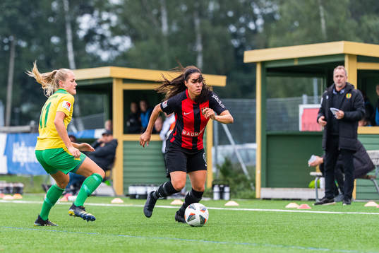 Bollstanäs Anna Thim och Brommapojkarnas Tempest-Marie