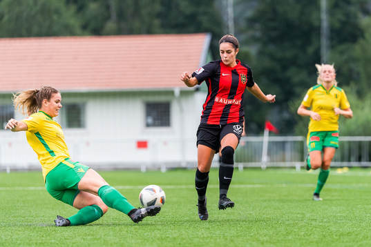 Bollstanäs Sabina Lundström och Brommapojkarnas Daniella