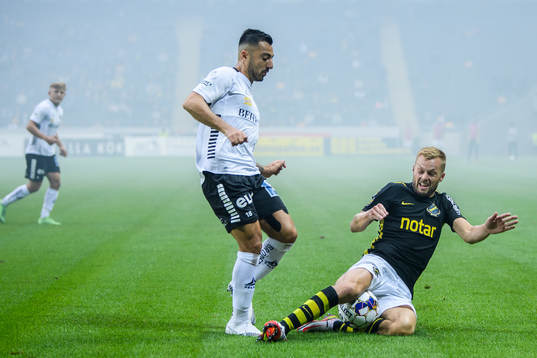s Sebastian Larsson