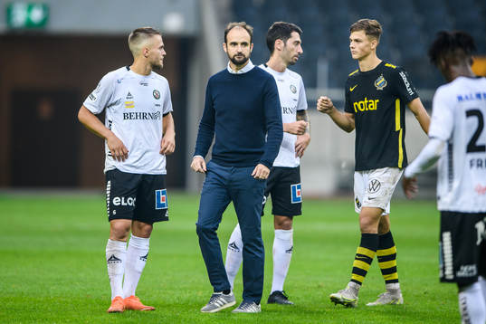 Örebros Benjamin Hjertstrand och tränare Vitor Gazimba