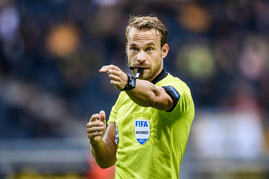 Domare Kristoffer Karlsson