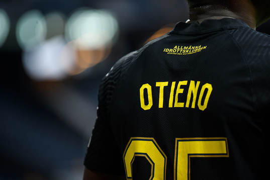s Erick Otienos matchtröja