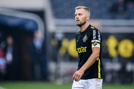 s Sebastian Larsson