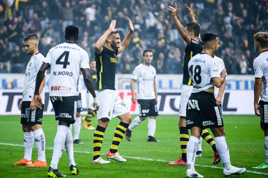 s Sotirios Papagiannopoulos jublar